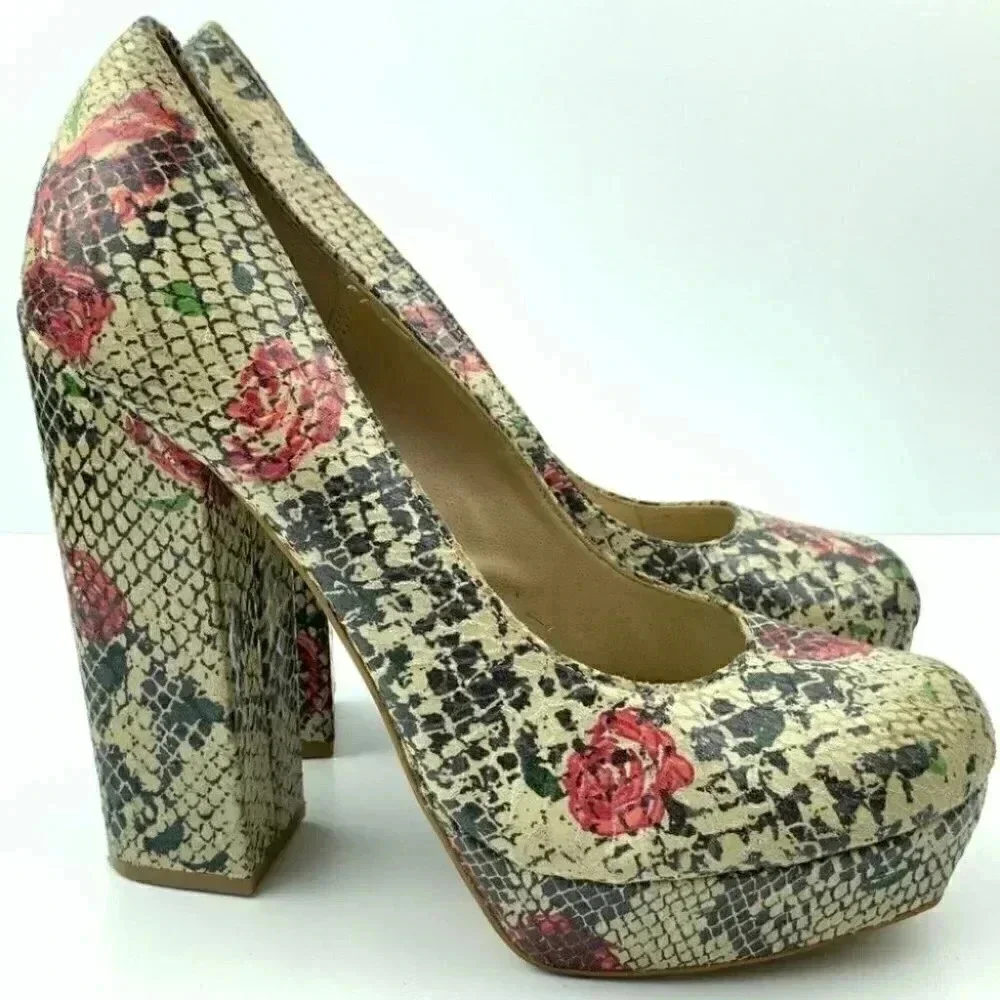 Mia Uptown girl platforms 10 multicolored floral